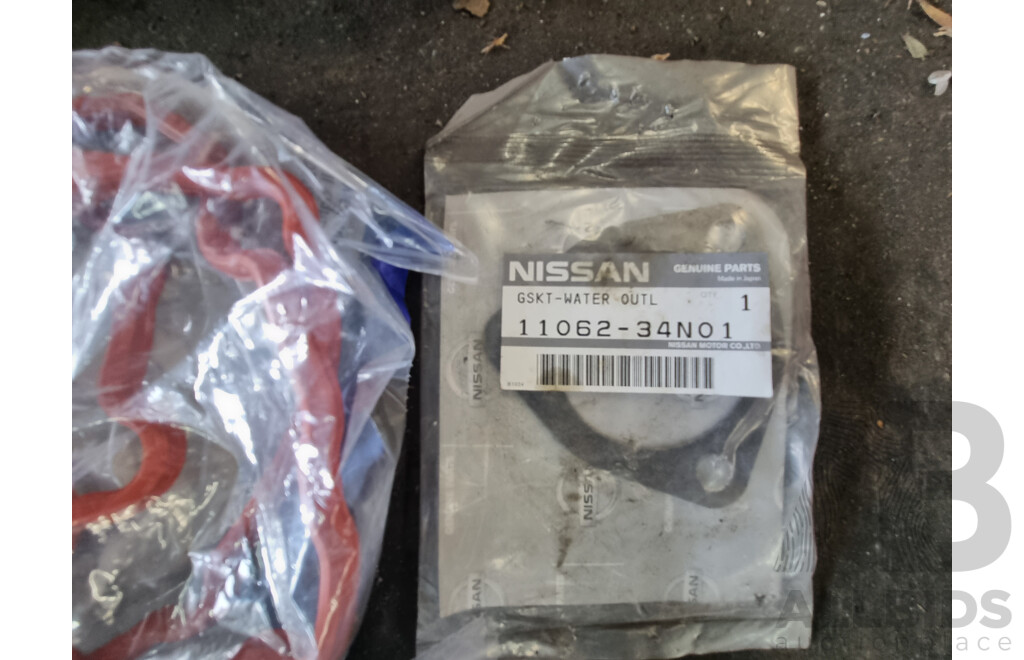 Assorted Job Lot - Crate of Car Parts ETC