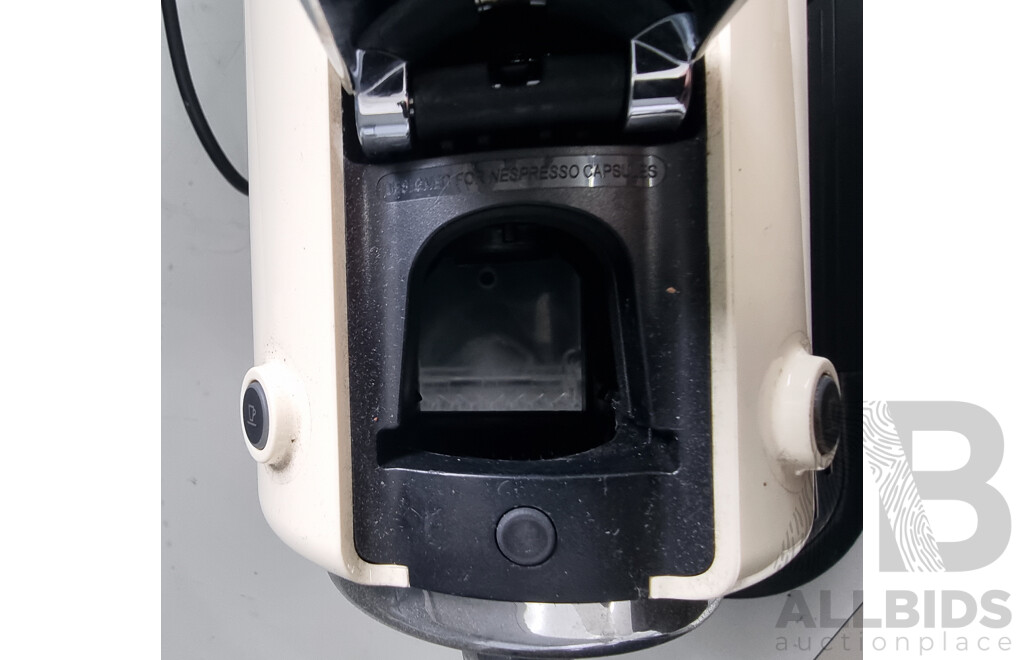 DeLonghi by Nespresso Coffee Pod Machine with Milk Frother