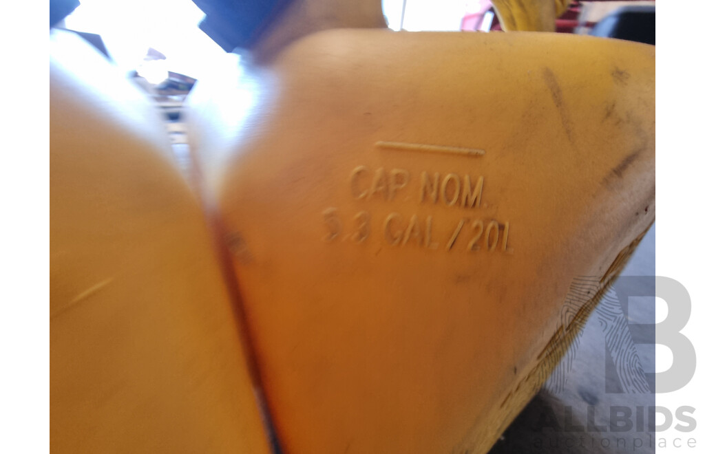 Assorted Job Lot - Quantity of 3, 20L Jerry Cans ETC