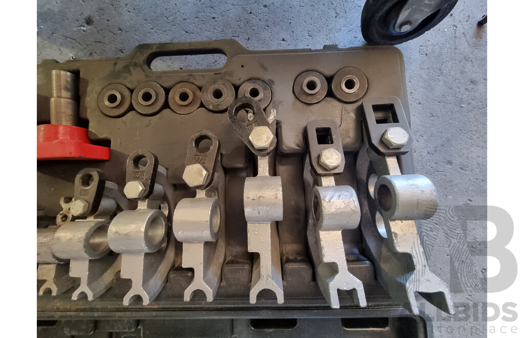 Manual Pipe Bender Kit in Carry Case - Complete Kit