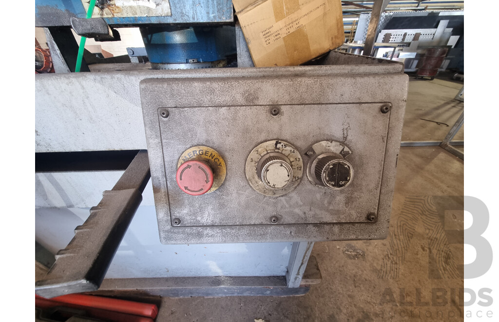 2012, Hafco Metal Master Swivel Head Dual Mitre Metal Cutting Band Saw