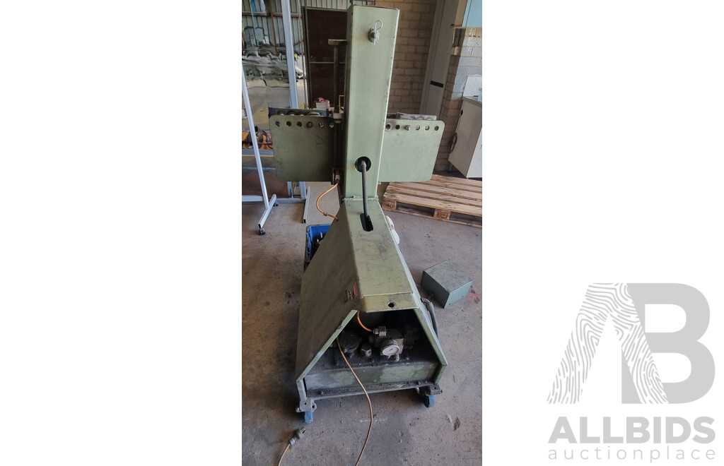 05/2001, Kellybuilt Pipe Bender/Squasher