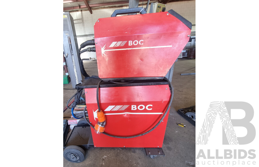 Boc Gas 320R Mig Remote Welder with WF2 Wire Feeder