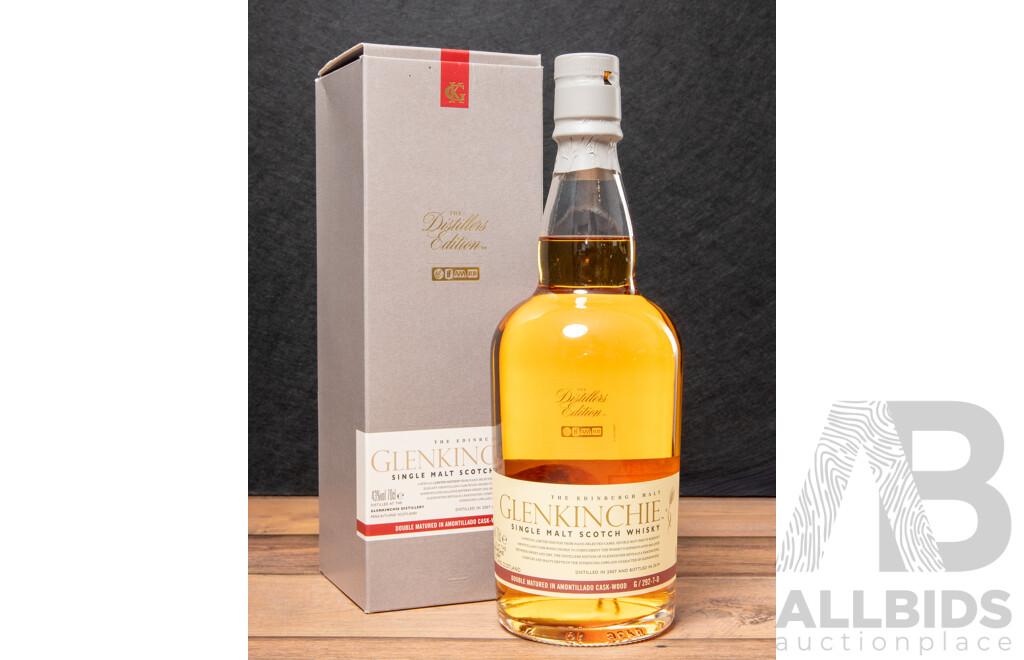 Glenkinchie Single Malt SCotch Whiskey, The Distillers Edition in the Presentation Box
