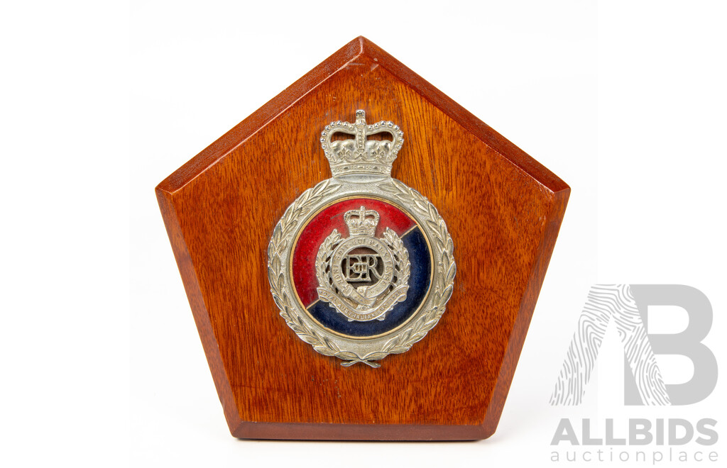 The Corps of Royal Australian Engineers in the Second World War 1939-45 Reference Booklet Alongside Royal Australian Engineers Wooden and Metal Wall Plaque, 17 x 17 cm (plaque) (2)