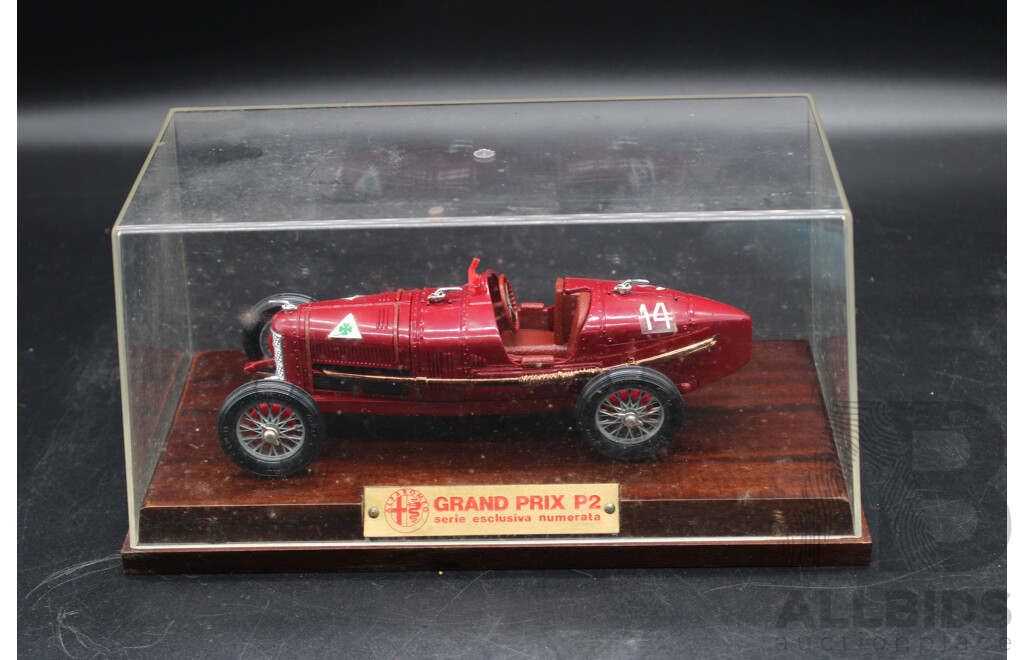 Alfa Romio Diecast Grand Prix P2 1:25 Model Car