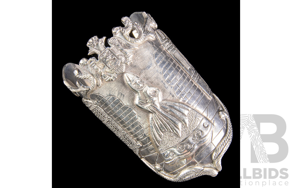 Vintage Sterling Silver Bracelet with Engraved Scene, Weight 205gm