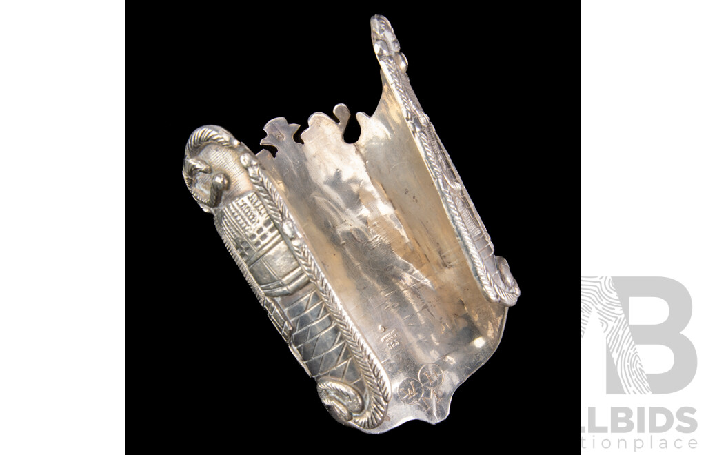 Vintage Sterling Silver Bracelet with Engraved Scene, Weight 205gm