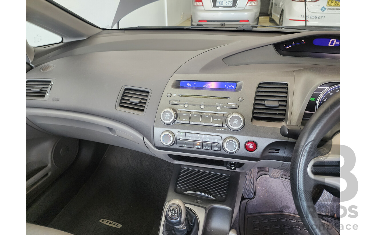 10/2010 Honda Civic Limited Edition MY10 4d Sedan Grey 1.8L