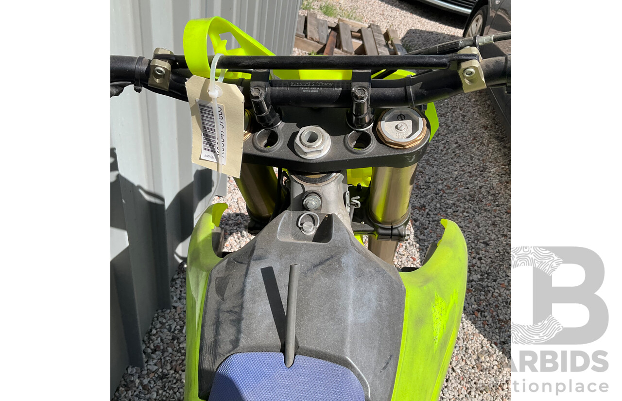 2019 Yamaha YZ450 Dirt Bike