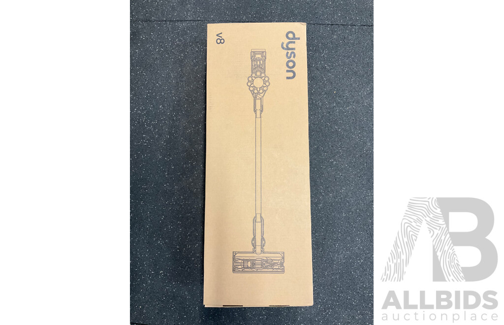 DYSON V8