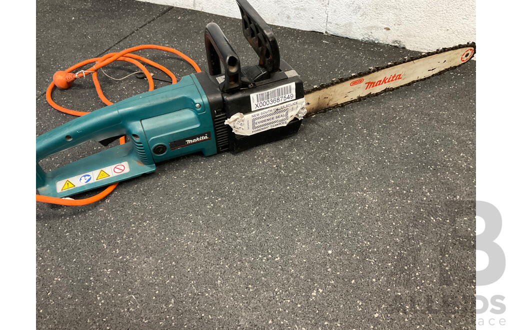 MAKITA (UC4000) Electric Chainsaw