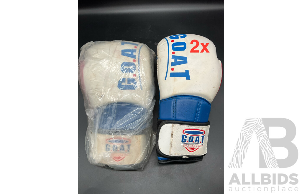 G.O.A.T. Boxing Gloves Black 12oz (x8) and White (x2) - Lot of 10
