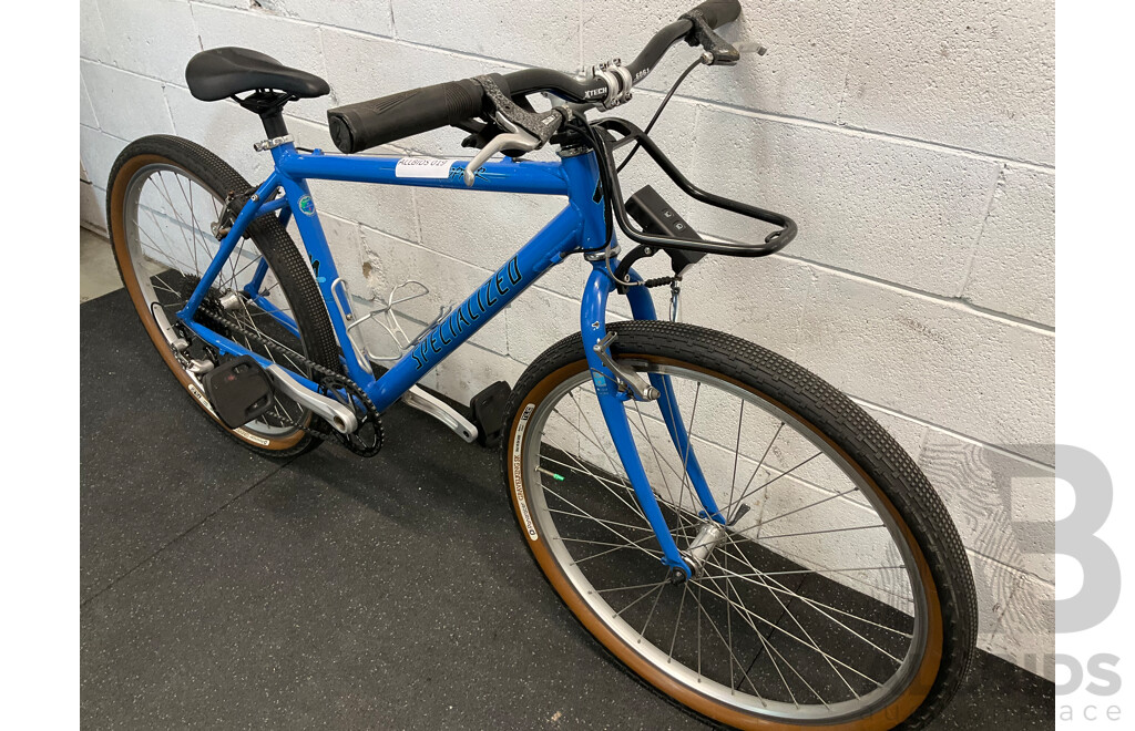 SPECIALIZED Rockhopper Mountain Bike