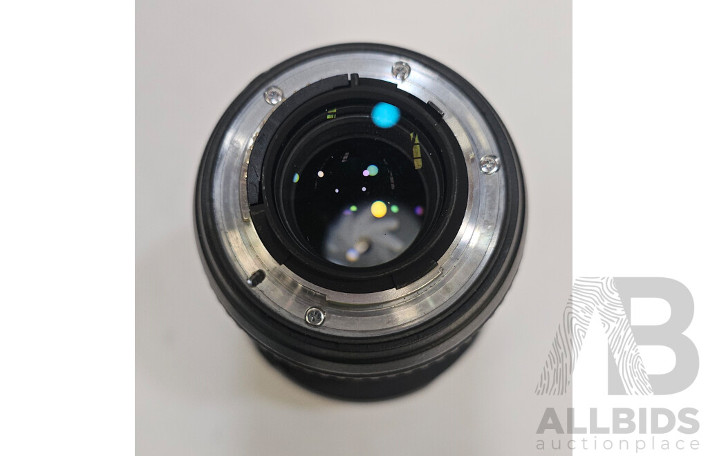 Nikon AF-S Nikkor 24-70mm F/2.8G ED Lens