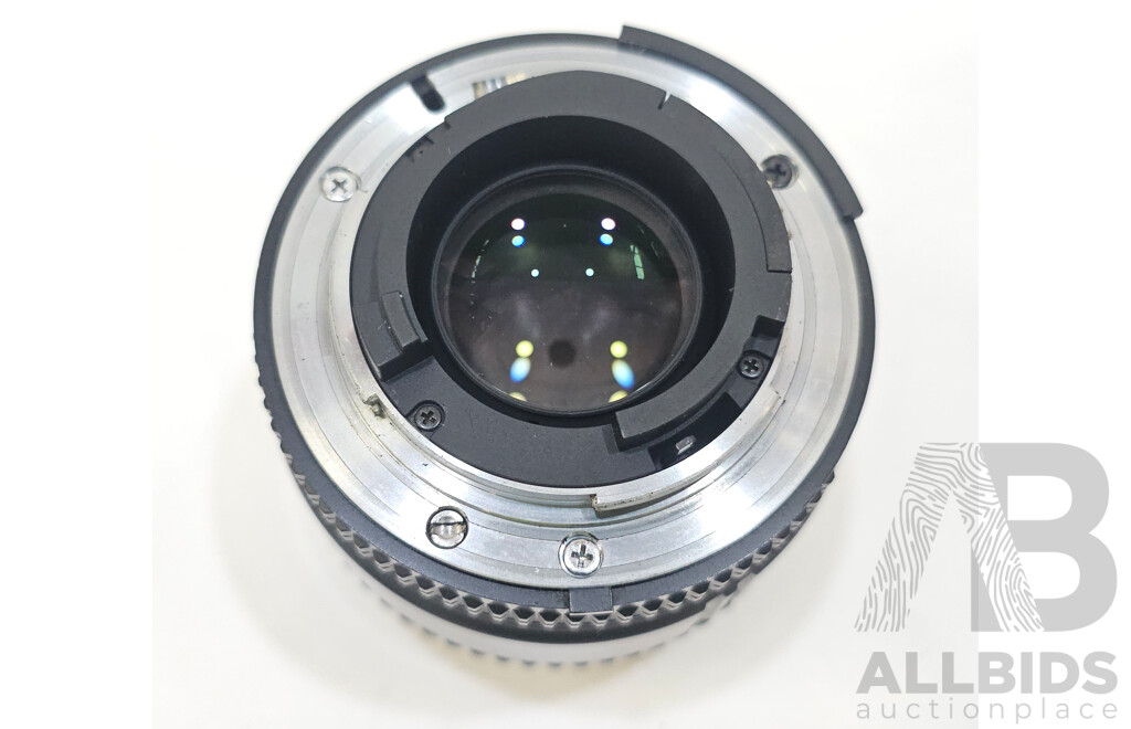 Nikon AF Nikkor 35mm F/2D Lens