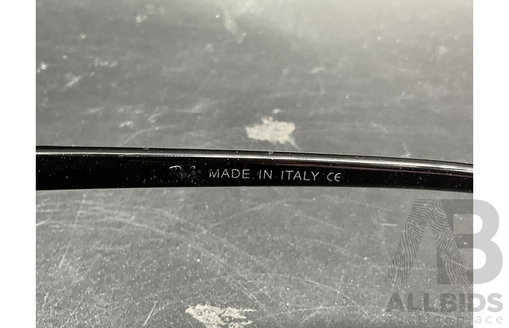 Ray-Ban Round Metal Sunglasses (RB3447) and RaBan Clubmaster Classic Sunglasses (RB3016) - Lot of 2