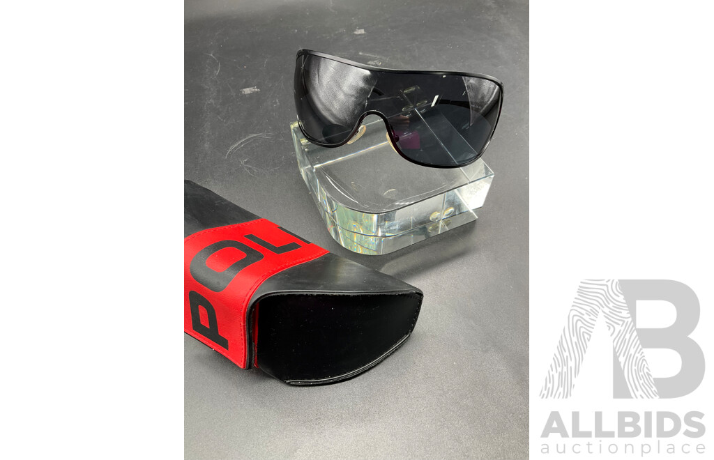 POLICE Black Sunglasses (S8193) with Carry Case