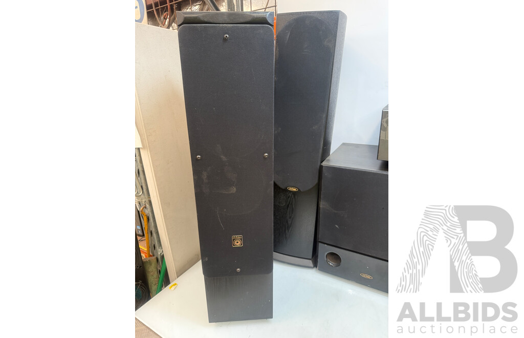 Home Stereo System - Onkyo TX-SR603 AV Receiver + Oppo Blu Ray Player + Denon 5 Disc Cd Player + Denon AVR-5800 + 4x Richter Tall Speakers