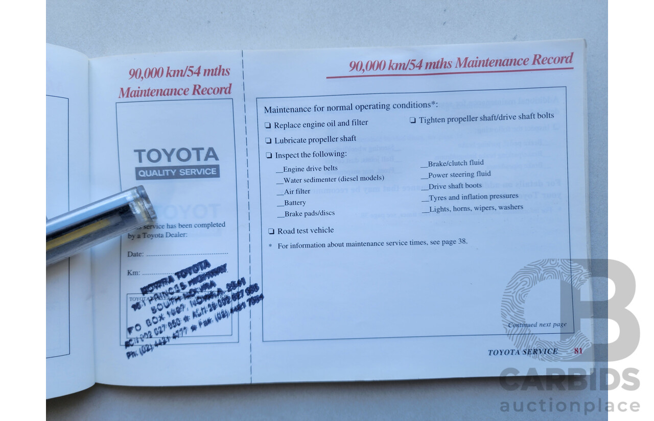 8/2002 Toyota Landcruiser Prado GXL (4x4) KZJ95R 4d Wagon White / Gold 3.0L