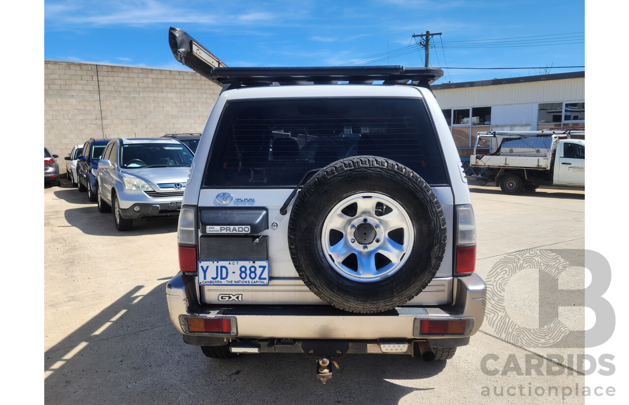 8/2002 Toyota Landcruiser Prado GXL (4x4) KZJ95R 4d Wagon White / Gold 3.0L