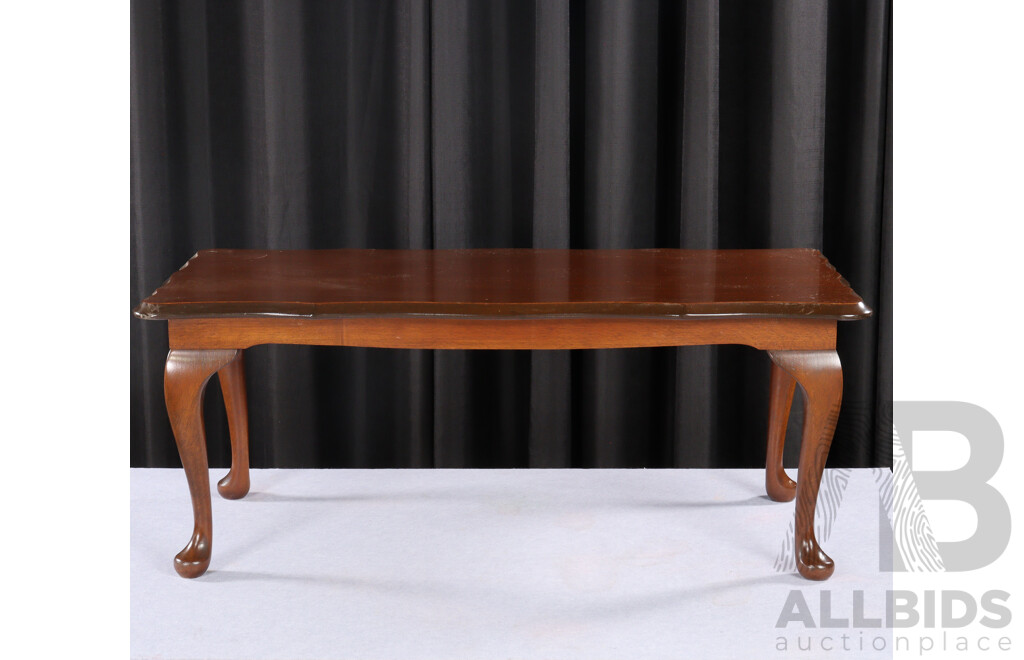 Mahogany Queen Anne Style Coffee Table