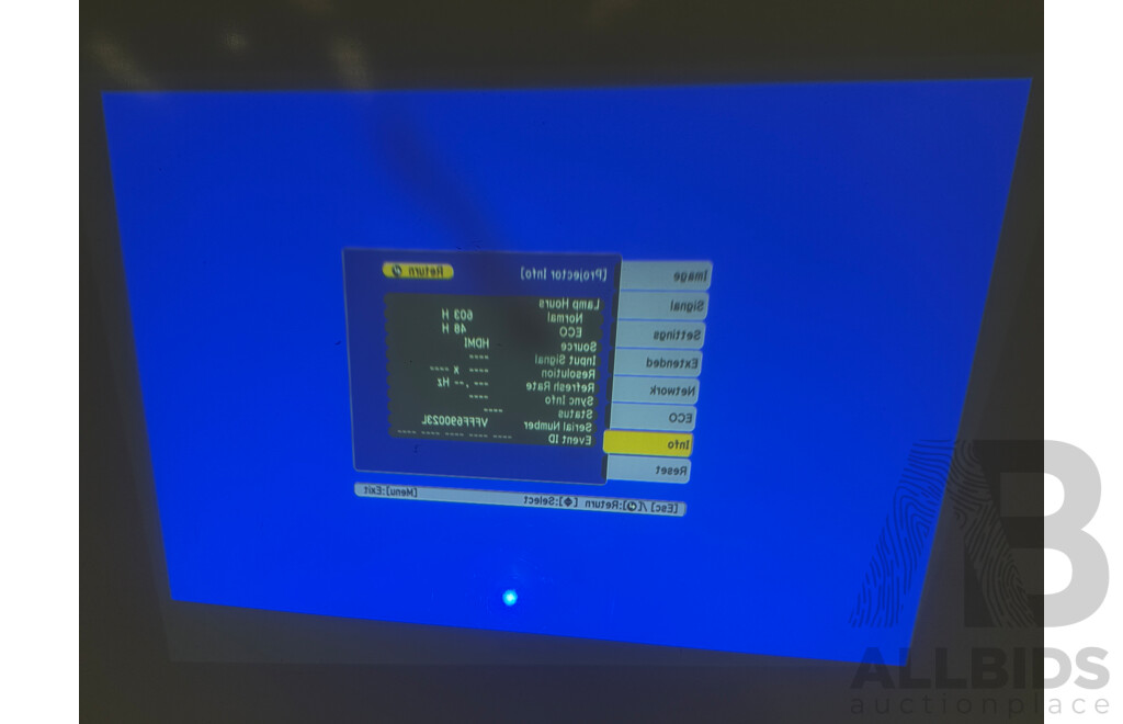 Epson EB-525W WXGA Short Throw Projector