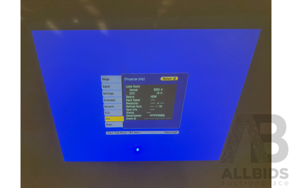 Epson EB-525W WXGA Short Throw Projector