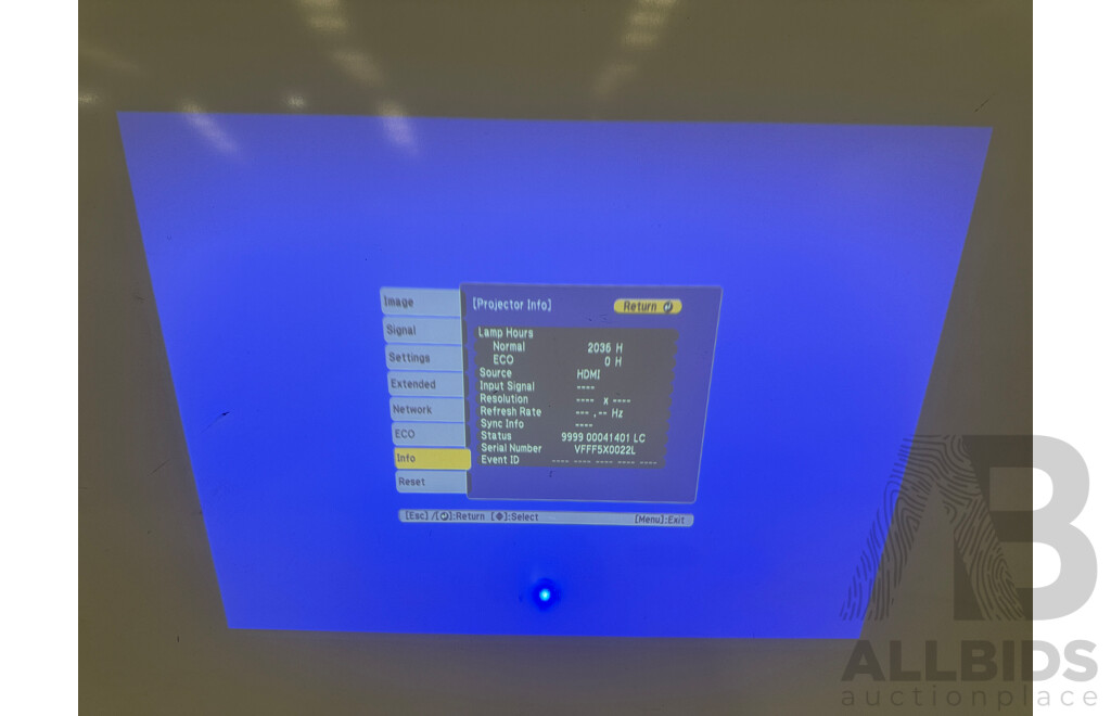 Epson EB-525W WXGA Short Throw Projector