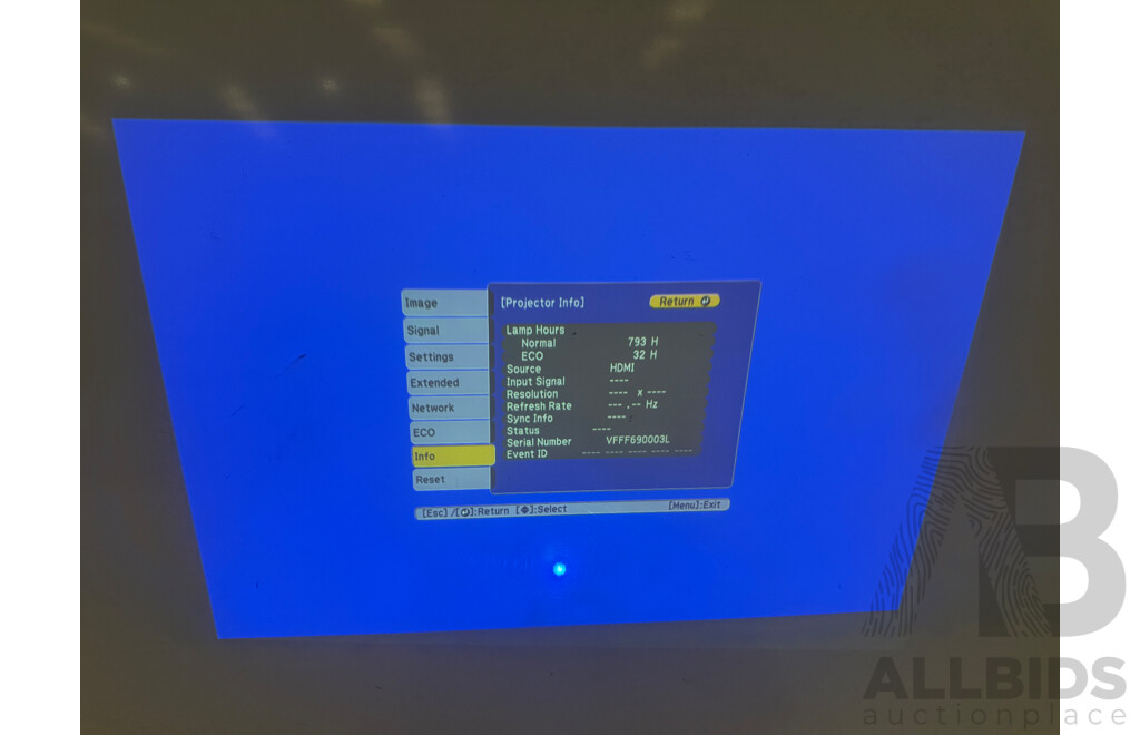 Epson EB-525W WXGA Short Throw Projector