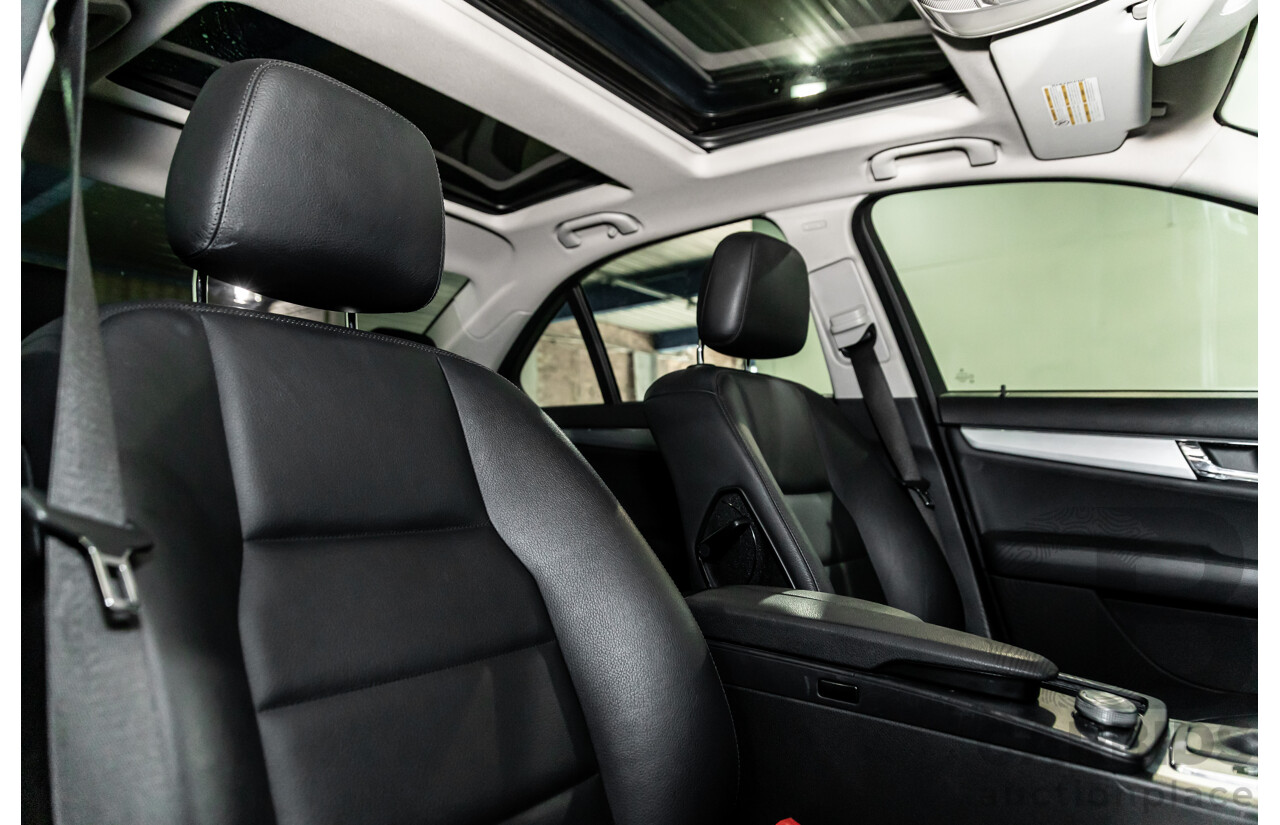 7/2009 Mercedes-Benz C200 Kompressor Avantgarde W204 4d Sedan Calcite White Supercharged 1.8L