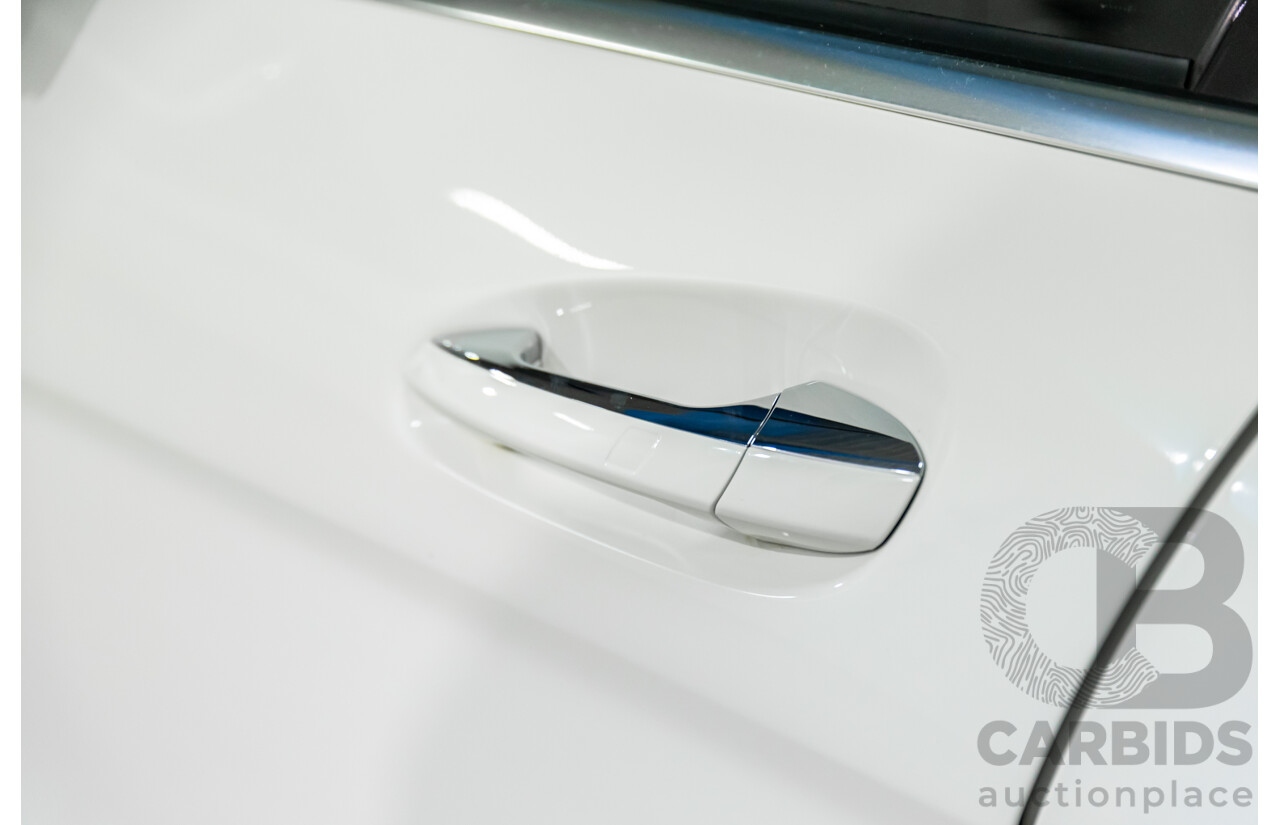 7/2009 Mercedes-Benz C200 Kompressor Avantgarde W204 4d Sedan Calcite White Supercharged 1.8L