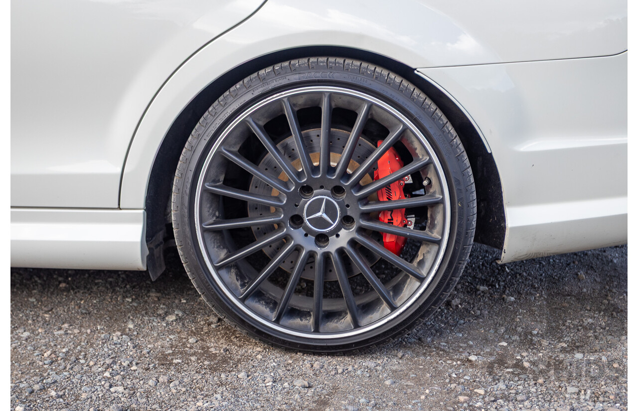 11/2011 Mercedes Benz C63 AMG Performance Package Plus W204 MY11 4d Sedan Calcite White V8 6.3L
