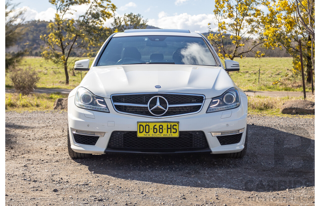 11/2011 Mercedes Benz C63 AMG Performance Package Plus W204 MY11 4d Sedan Calcite White V8 6.3L