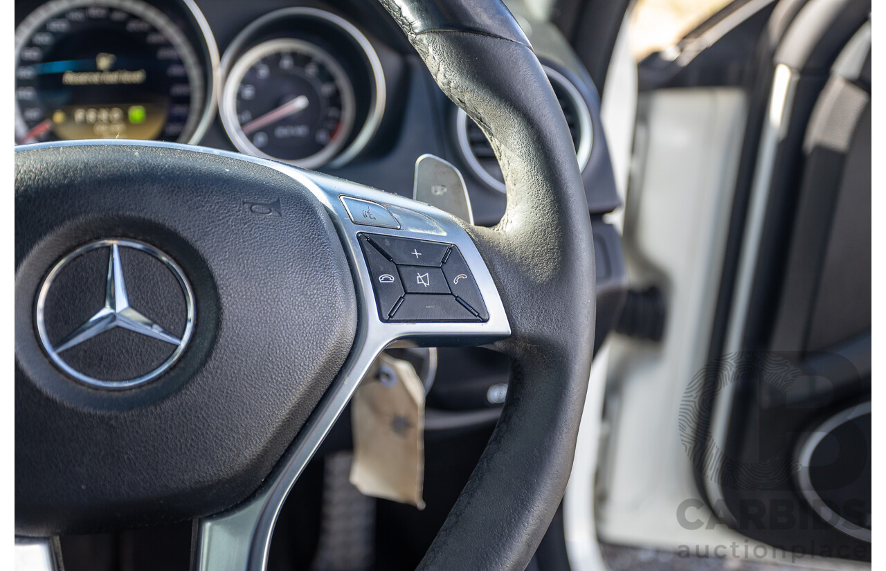 11/2011 Mercedes Benz C63 AMG Performance Package Plus W204 MY11 4d Sedan Calcite White V8 6.3L