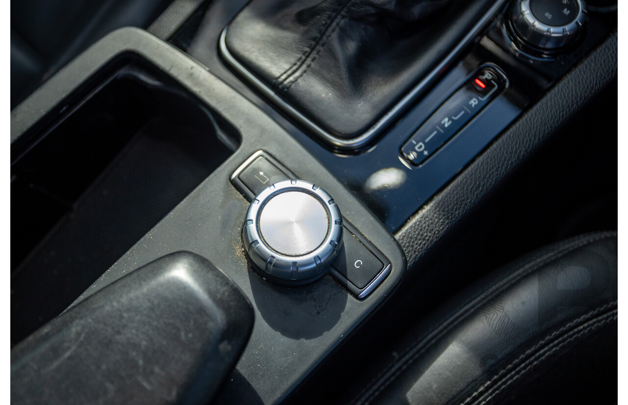 11/2011 Mercedes Benz C63 AMG Performance Package Plus W204 MY11 4d Sedan Calcite White V8 6.3L