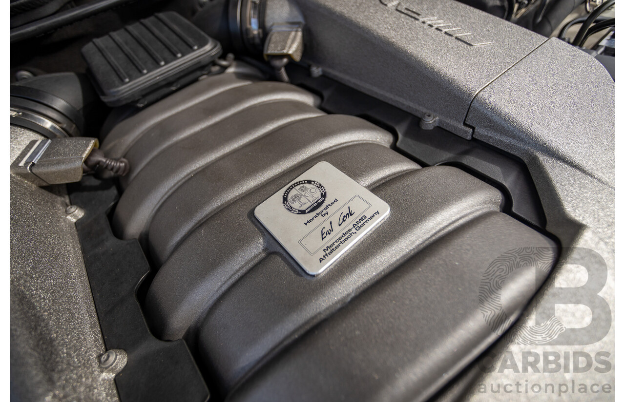 11/2011 Mercedes Benz C63 AMG Performance Package Plus W204 MY11 4d Sedan Calcite White V8 6.3L