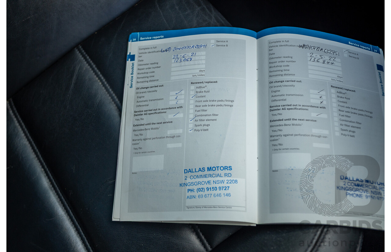 11/2011 Mercedes Benz C63 AMG Performance Package Plus W204 MY11 4d Sedan Calcite White V8 6.3L