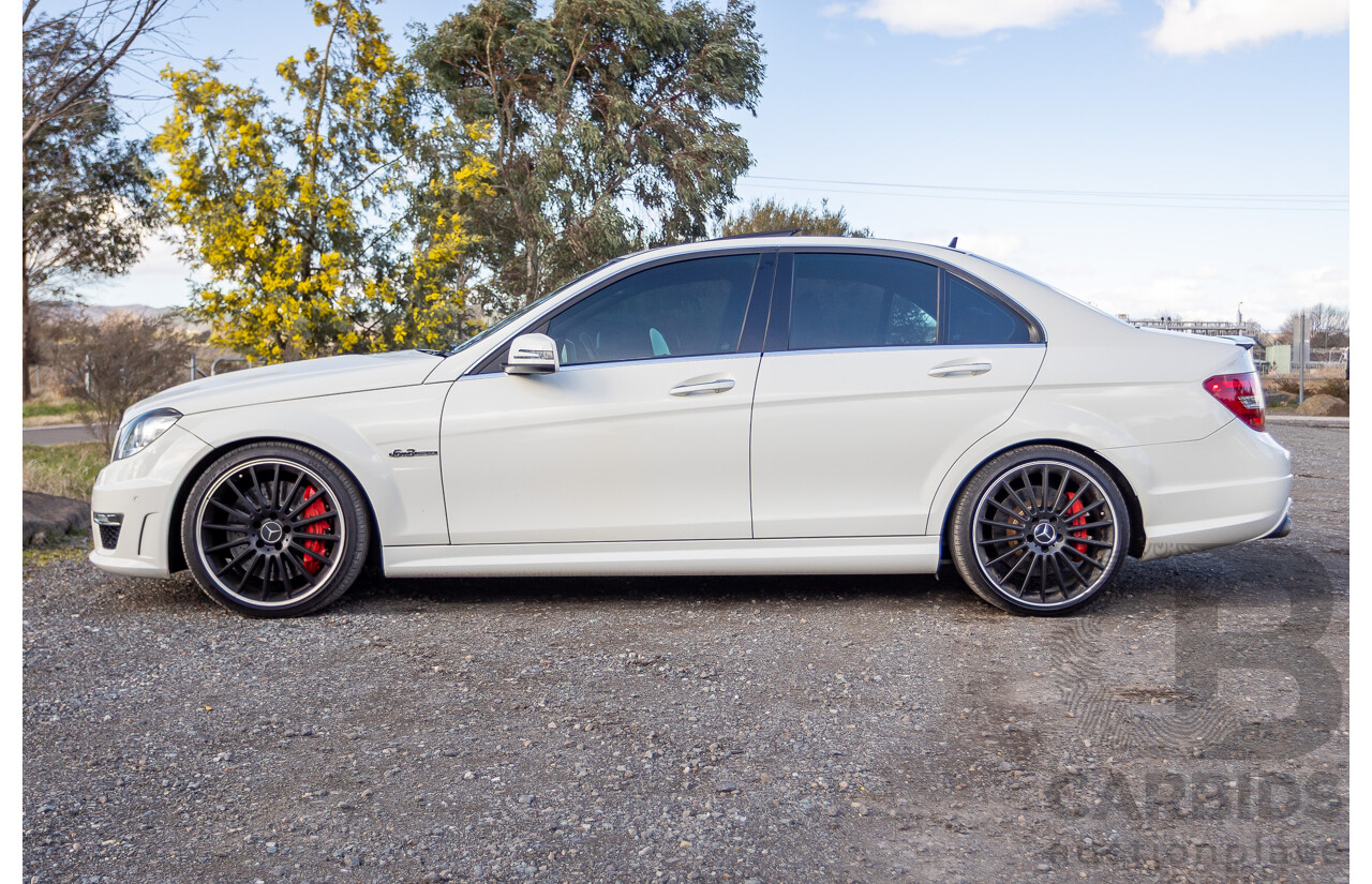11/2011 Mercedes Benz C63 AMG Performance Package Plus W204 MY11 4d Sedan Calcite White V8 6.3L