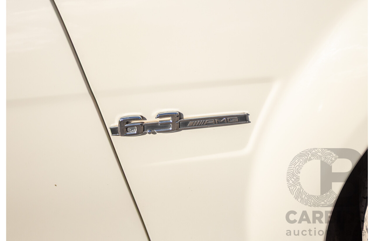 11/2011 Mercedes Benz C63 AMG Performance Package Plus W204 MY11 4d Sedan Calcite White V8 6.3L