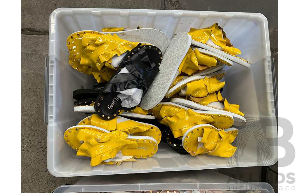 Assorted Women's Sandals - Bulk Lot