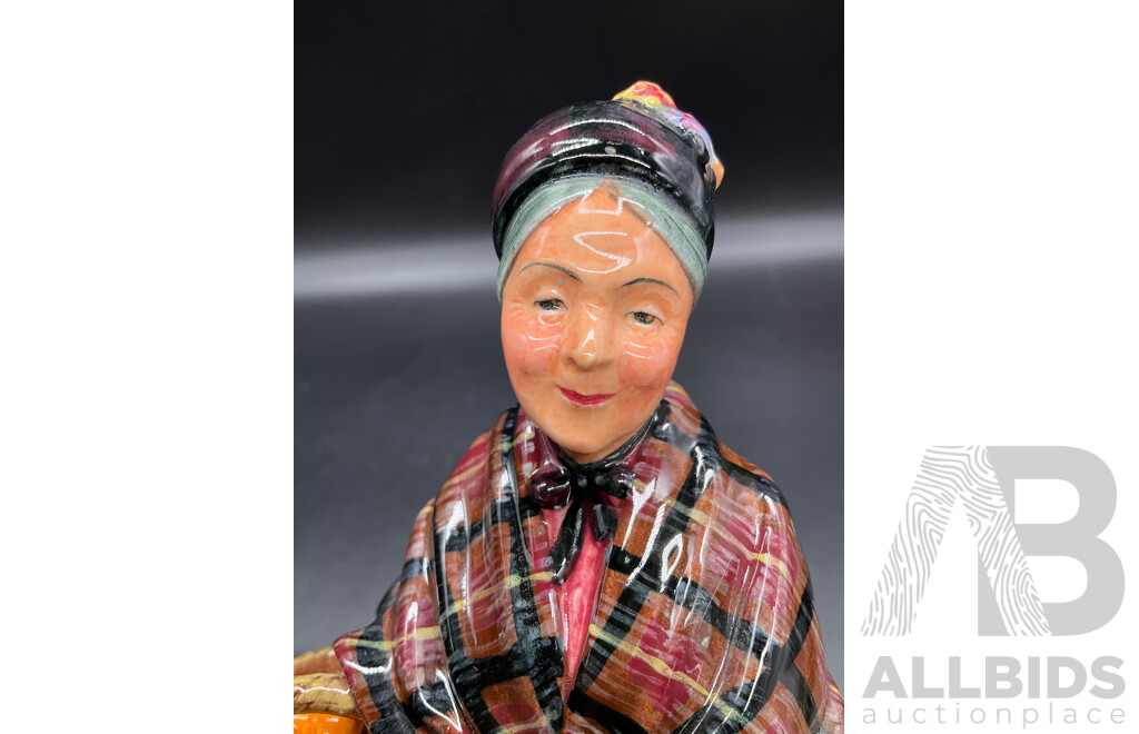 Royal Doulton Figurine - the ORANGE LADY HN1759