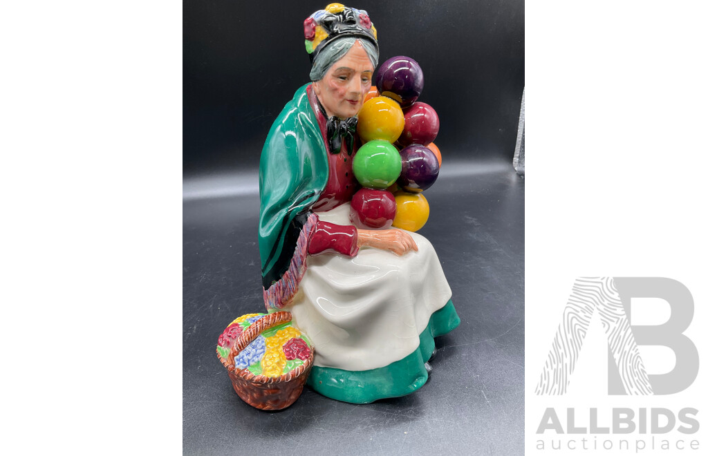 Royal Doulton Figurine - the OLD BALLOON SELLER HN1315