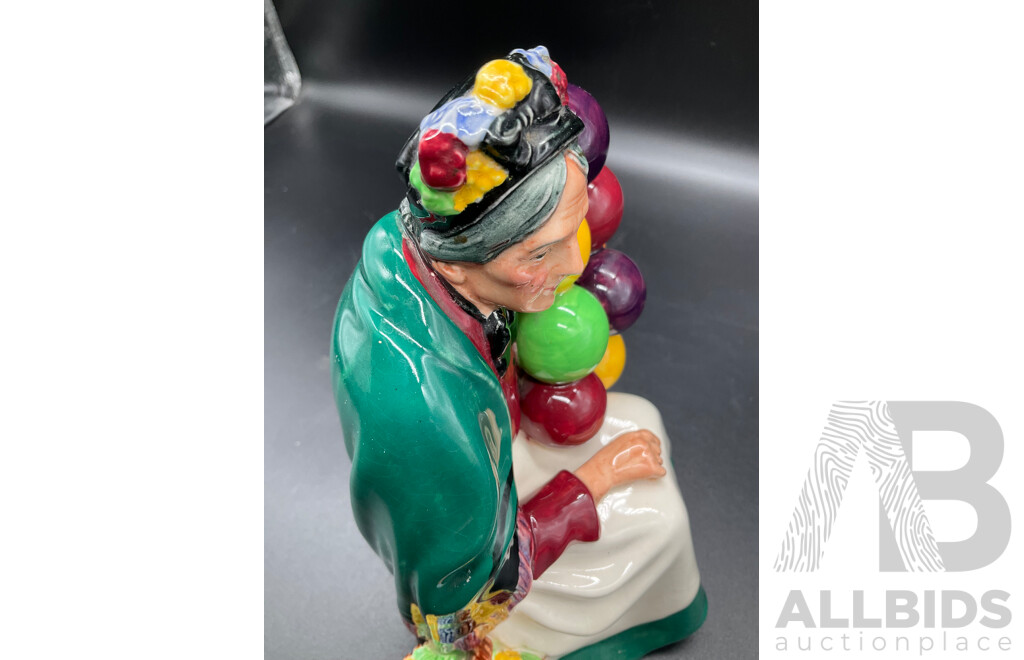 Royal Doulton Figurine - the OLD BALLOON SELLER HN1315