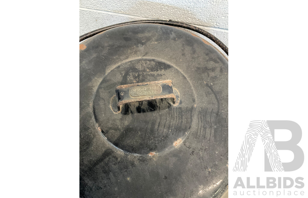 Assorted Vintage Items - Decor, Including Cast Iron Shoe Anvil, Spong Meat Grinder, Rega Sprayers, Cooking Pot and Kettle - Lot of 7