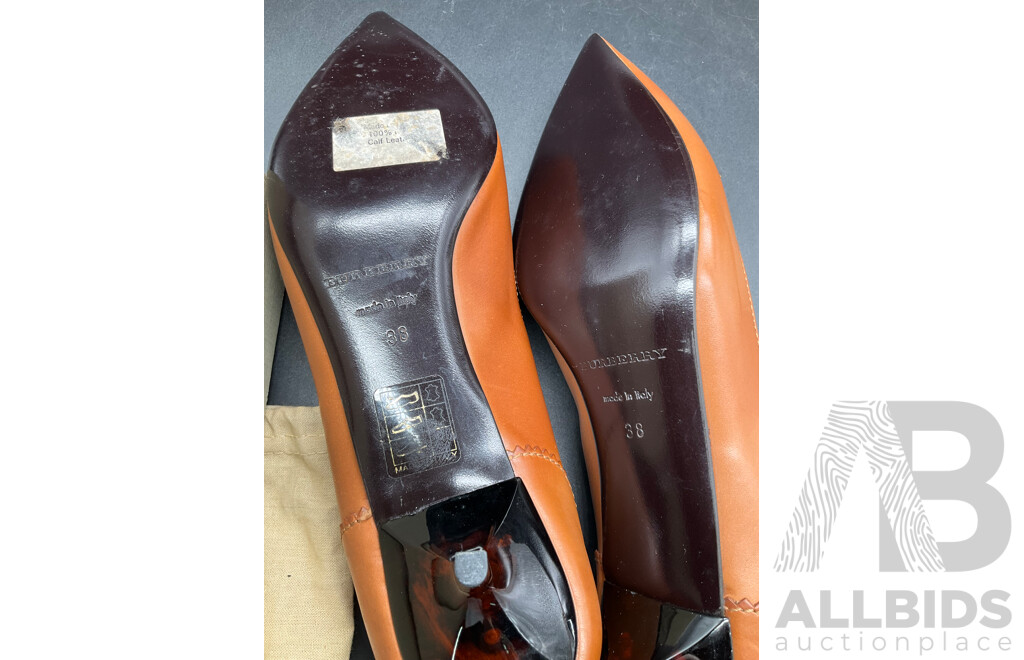 Tan Calf Leather Fringe Pointed Toe Kitten Heels Size US 7.5  Branded BURBERRY