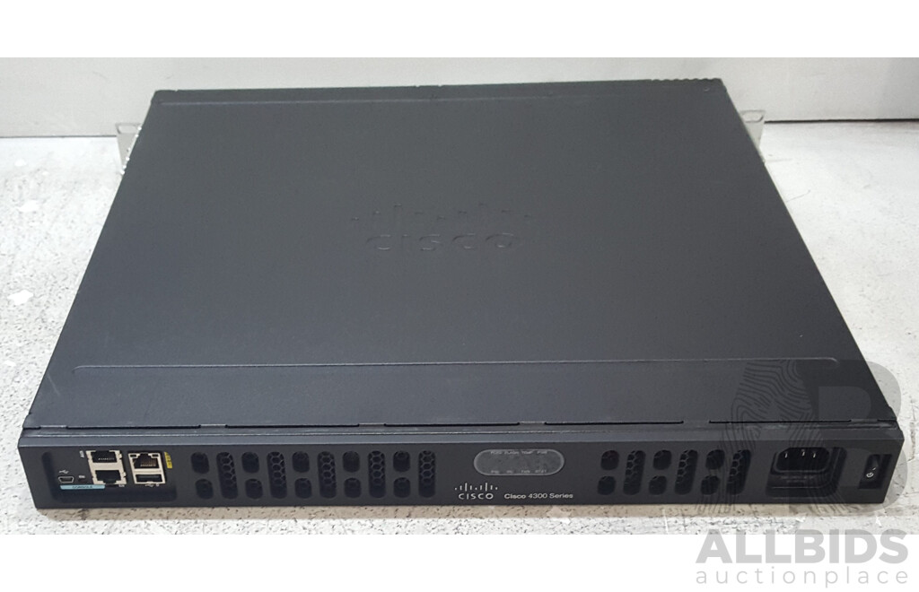 Cisco (ISR4331/K9) 4300 Series Integrated Services Router