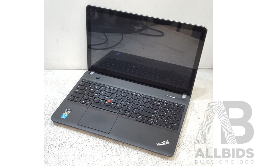 Lenovo ThinkPad E540 Intel Core i5 (4200M) 2.50GHz-3.10GHz 2-Core CPU 15.6-Inch Laptop