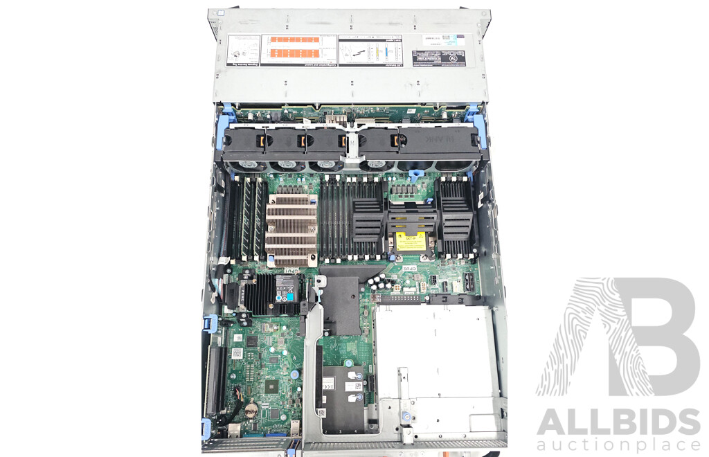 Dell EMC PowerEdge R740xd Intel Xeon SILVER (4210R) 2.40GHz-3.20GHz 10-Core CPU 2RU Server W/ 32GB DDR4 & 32.6TB Storage