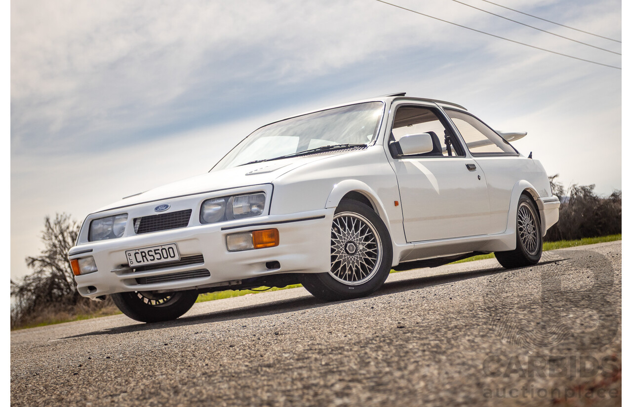 01/1986 Ford Sierra RS Cosworth 2d Coupe Diamond White Turbo 2.0L